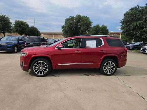 2022 GMC Acadia Denali