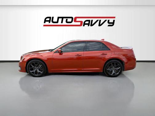 Canyon Sunset 2021 Chrysler 300 S
