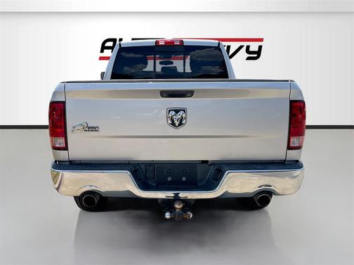 2012 RAM 1500 SLT