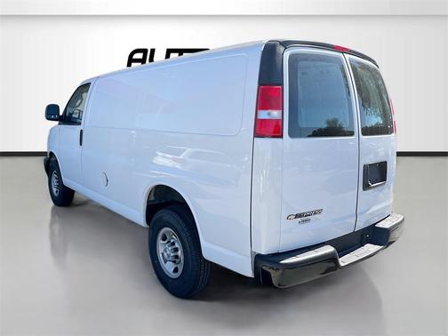 2022 Chevrolet Express 2500 RWD 2500 Regular Wheelbase WT