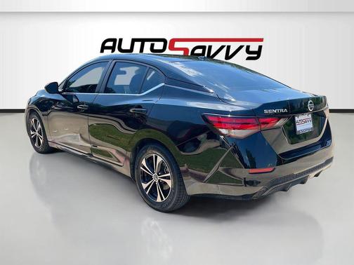 Super Black 2022 Nissan Sentra SV