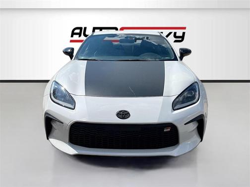 2024 Toyota GR86 Base