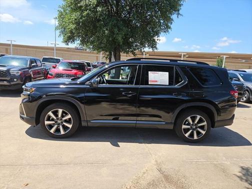 2023 Honda Pilot Touring 8-Passenger