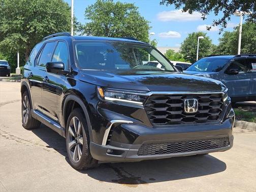 2023 Honda Pilot Touring 8-Passenger