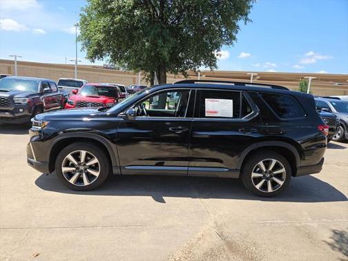 2023 Honda Pilot Touring 8-Passenger