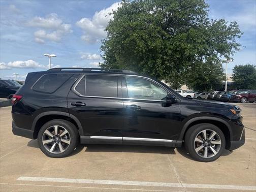2023 Honda Pilot Touring 8-Passenger