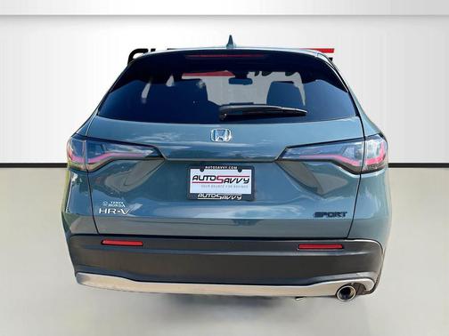 Urban Gray Pearl 2025 Honda HR-V 2WD Sport
