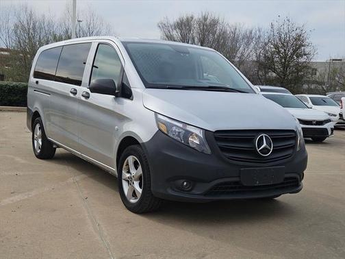 2023 Mercedes-Benz Metris Base