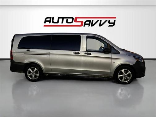 2023 Mercedes-Benz Metris Base