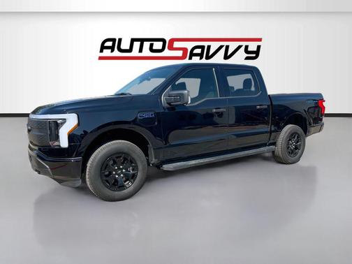 Agate Black Metallic 2025 Ford F-150 Lightning XLT