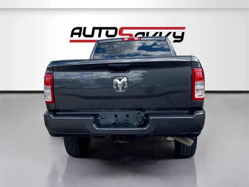 2023 RAM 2500 Tradesman Crew Cab 4x4 6'4' Box