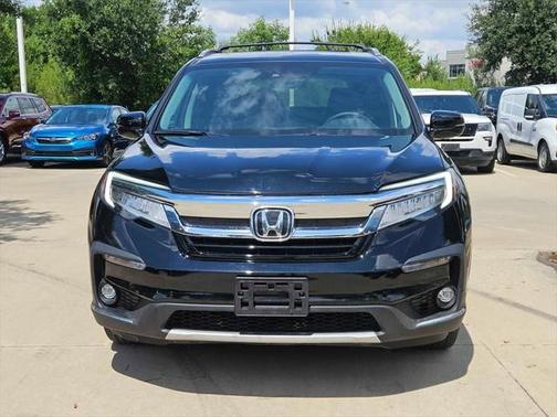 2022 Honda Pilot Touring 8-Passenger