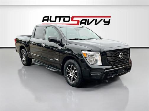 2021 Nissan Titan SV