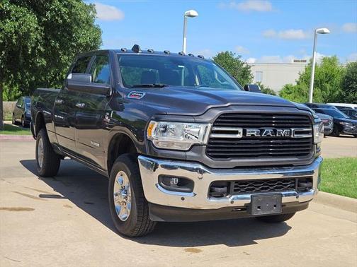 2019 RAM 2500 Big Horn Crew Cab 4x4 6'4' Box