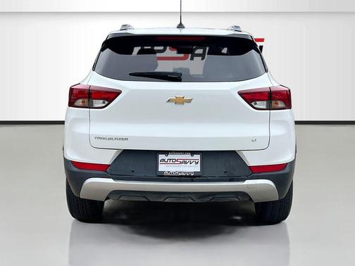 Summit White 2023 Chevrolet Trailblazer LT