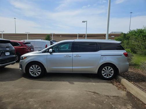 2016 Kia Sedona EX