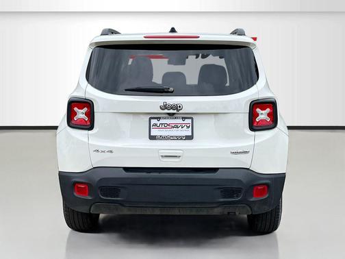 Alpine White Clearcoat 2022 Jeep Renegade Latitude