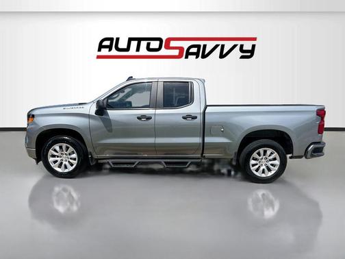Sterling Gray Metallic 2025 Chevrolet Silverado 1500 Custom