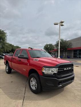 2021 RAM 2500 Tradesman Crew Cab 4x4 6'4' Box