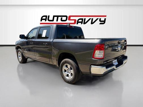 Granite Crystal Metallic Clearcoat 2021 RAM 1500 Big Horn/Lone Star