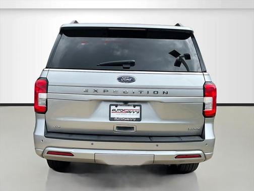 2022 Ford Expedition Max XLT