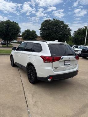 2018 Mitsubishi Outlander LE