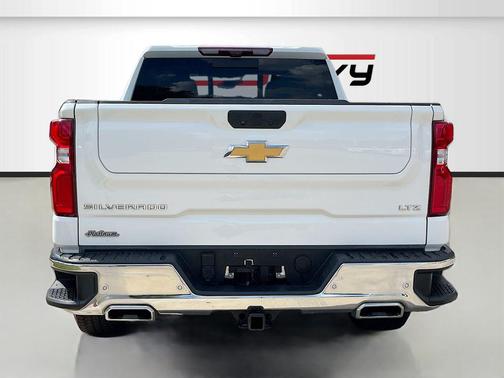 Summit White 2022 Chevrolet Silverado 1500 Limited LTZ