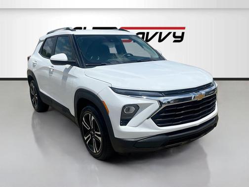 Summit White 2024 Chevrolet Trailblazer LT