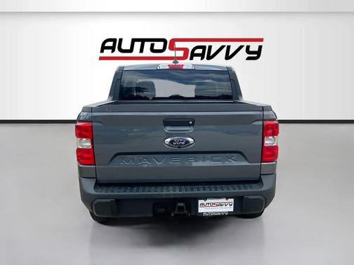 CARBONIZED GRAY METALLIC 2024 Ford Maverick XLT
