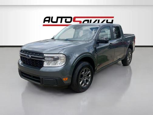 CARBONIZED GRAY METALLIC 2024 Ford Maverick XLT
