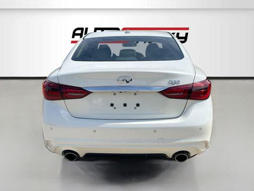 Majestic White 2024 INFINITI Q50 3.0t LUXE