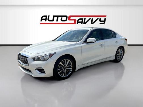 Majestic White 2024 INFINITI Q50 3.0t LUXE
