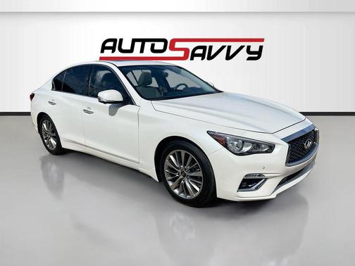 Majestic White 2024 INFINITI Q50 3.0t LUXE