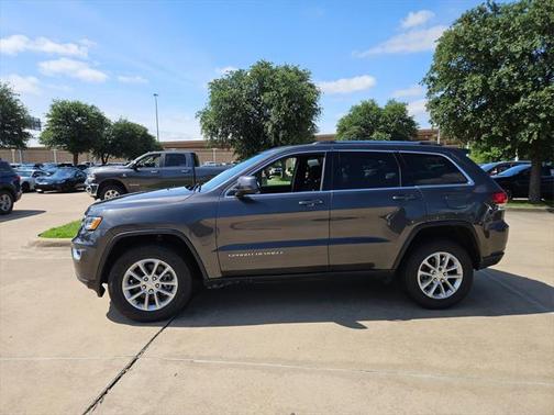 2021 Jeep Grand Cherokee Laredo