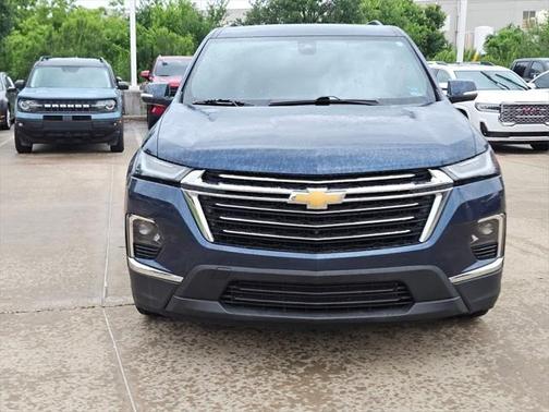 2022 Chevrolet Traverse LT Leather