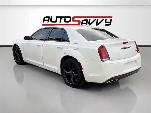 2021 Chrysler 300 S