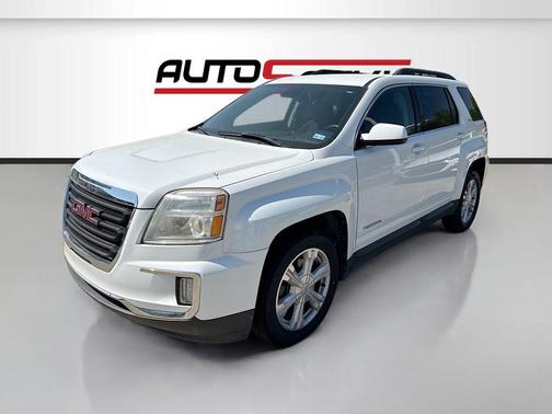 Summit White 2017 GMC Terrain SLE-2