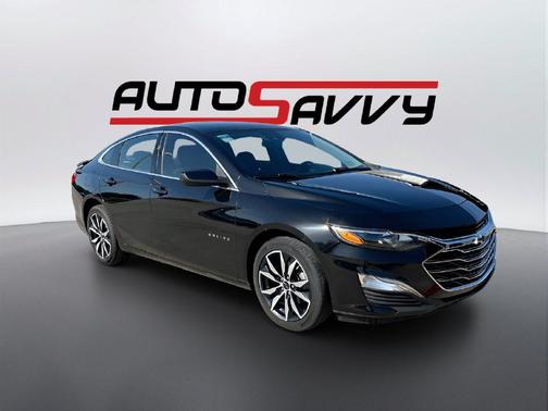 Mosaic Black Metallic 2024 Chevrolet Malibu FWD RS