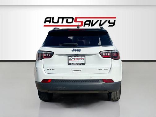 Bright White Clearcoat 2025 Jeep Compass Limited