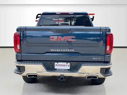 2022 GMC Sierra 1500 SLT