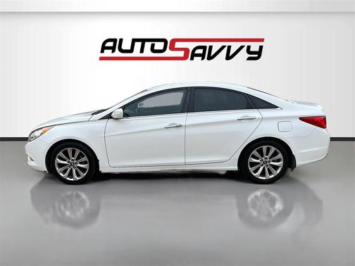 2013 Hyundai SONATA SE