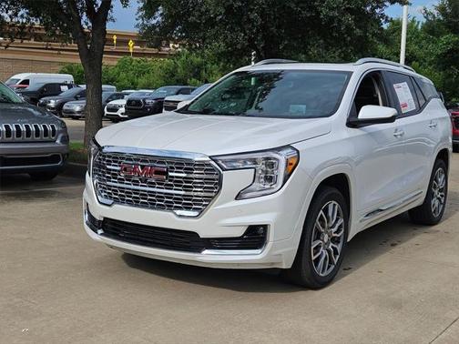 2024 GMC Terrain Denali