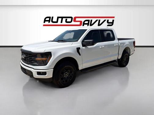 OXFORD WHITE 2025 Ford F-150 XLT