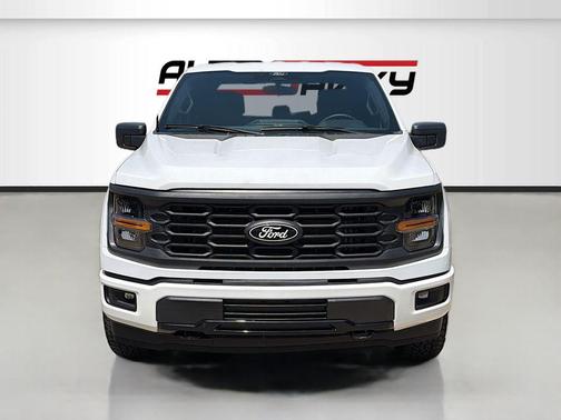 OXFORD WHITE 2025 Ford F-150 XLT