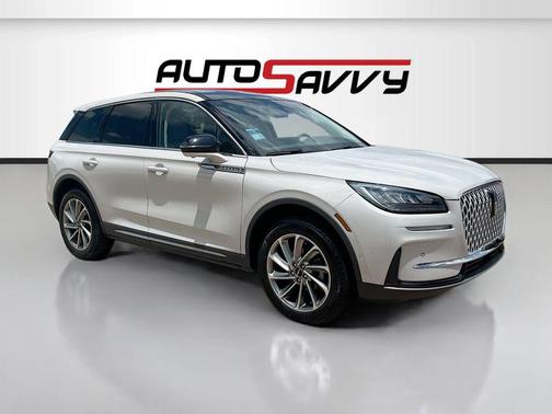 CERAMIC PEARL MET 3C 2024 Lincoln Corsair Premiere