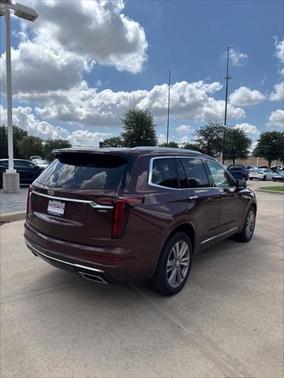 2023 Cadillac XT6 Premium Luxury AWD