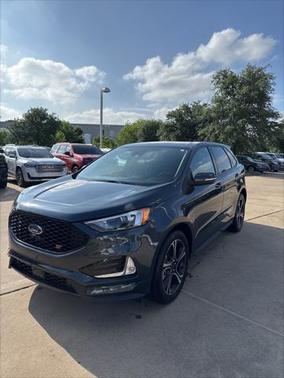 2022 Ford Edge ST