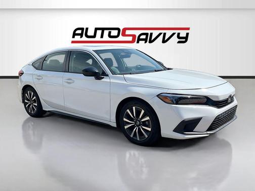 Platinum White Pearl 2022 Honda Civic EX-L