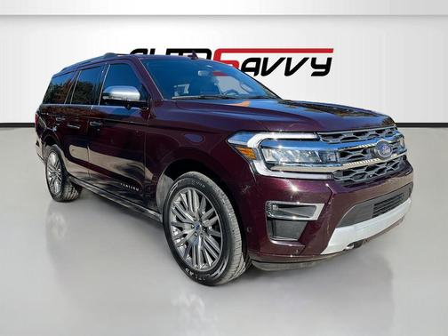 JEWEL RED MET TINTED CC 2024 Ford Expedition Platinum