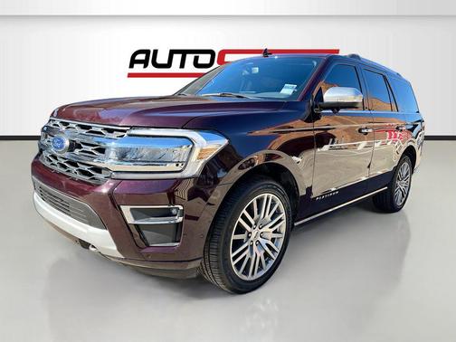 JEWEL RED MET TINTED CC 2024 Ford Expedition Platinum